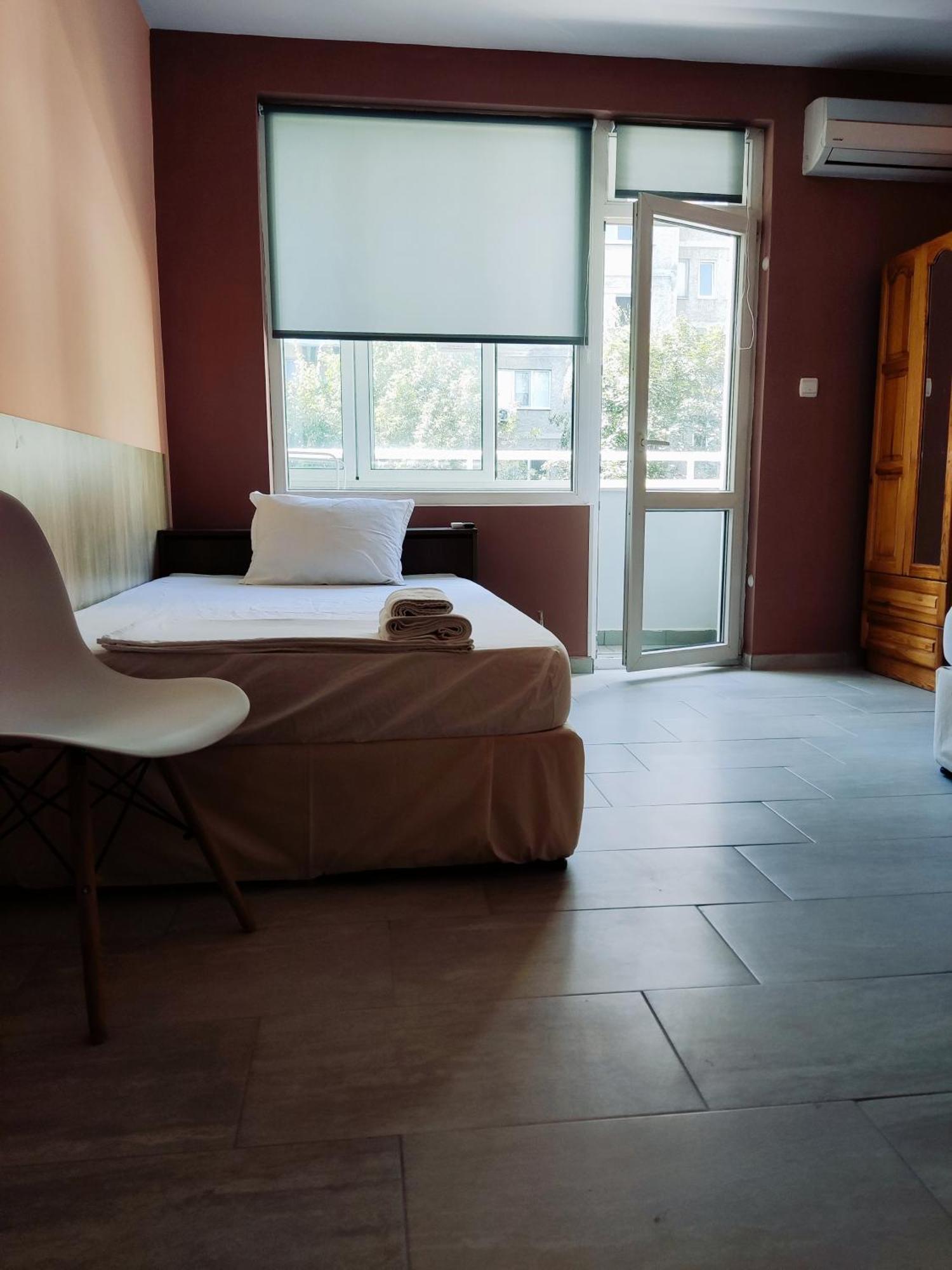 Pleven Rooms Exteriör bild